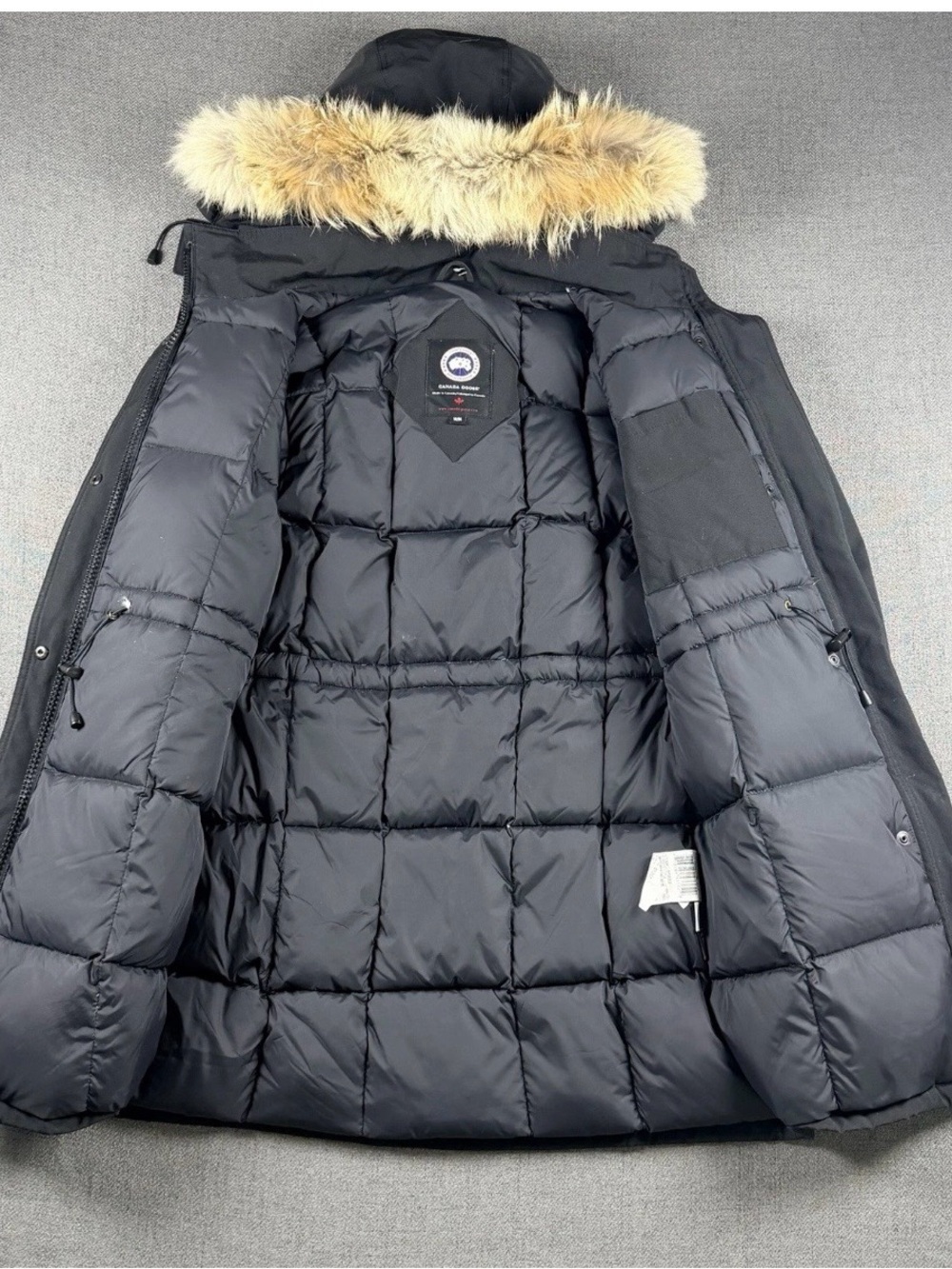 Canada Goose Black Trillium Parka with Fur-Trim Hood and Patch - Picture 4 of 16